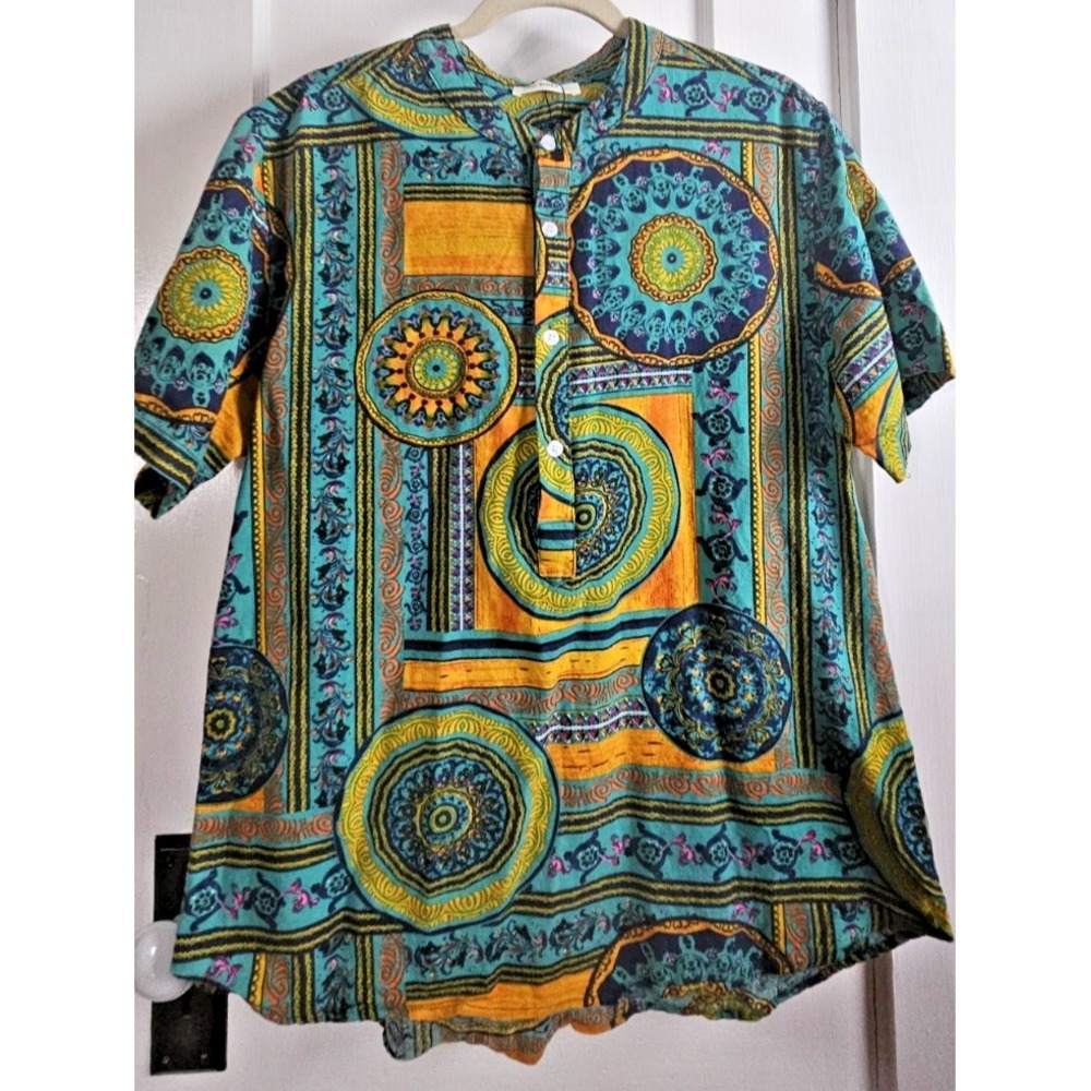 Two Sided  Women Sz XL  Multi-Color‎ Ethnic Print Boho Henley shirt